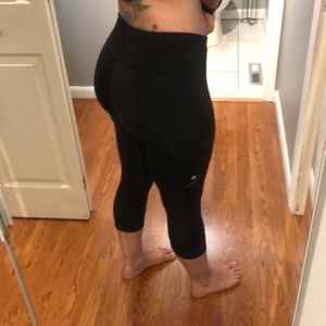 Lululemon Crop Size 8